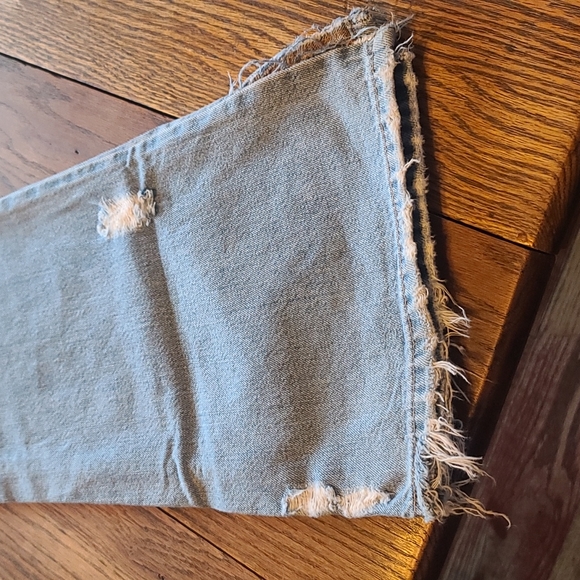 Hollister jeans distressed size 9 - Picture 2 of 10